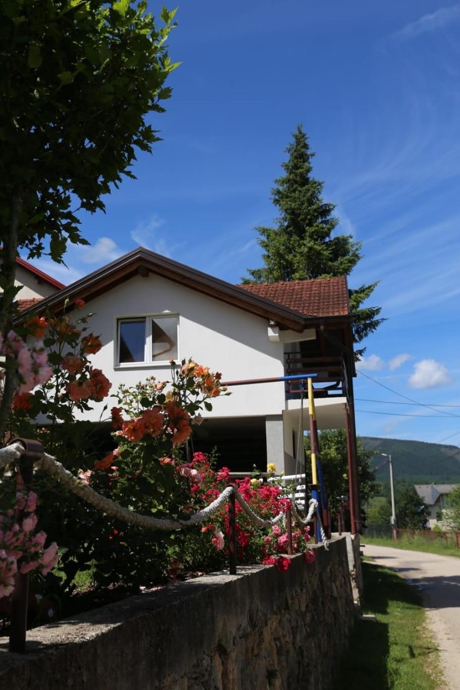 Apartment Prole Sipovo Buitenkant foto